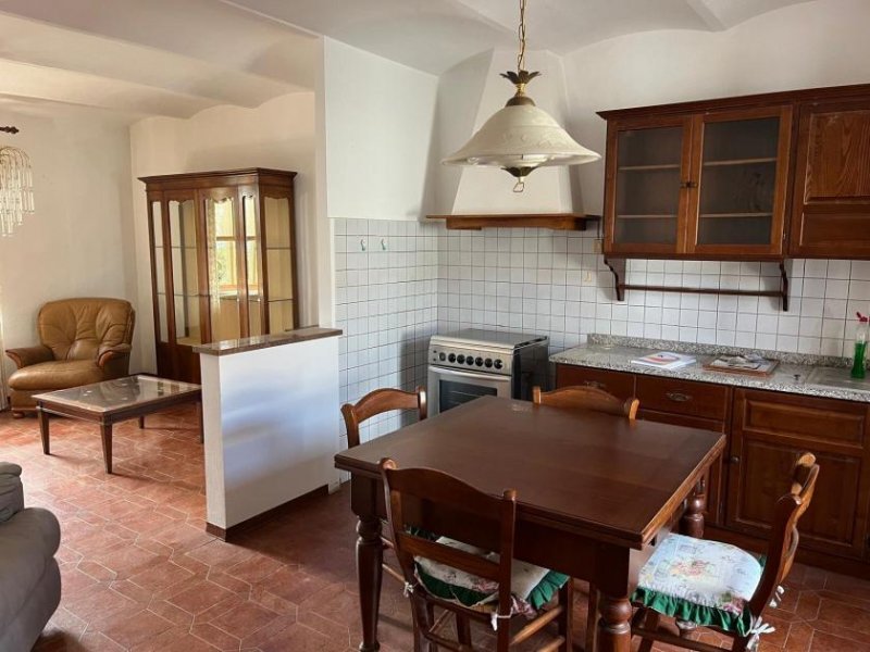 Caldana Geräumiges Reihenhaus in Caldana Haus kaufen