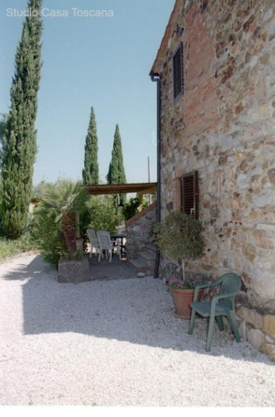 Caldana Natursteinhaus mit Ferienwohnungen und Pool Haus kaufen