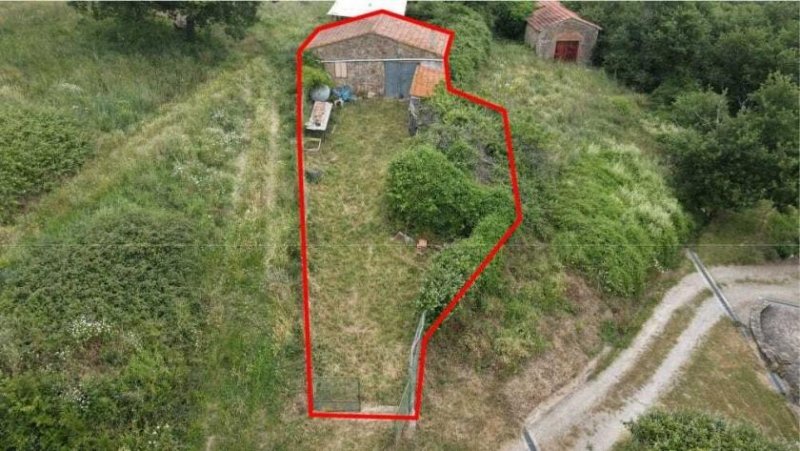 Roccastrada Nebengebäude aus Naturstein mit Grundstück zwischen Roccastrada und Tatti Grundstück kaufen