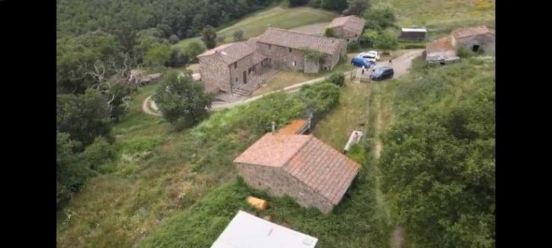 Roccastrada Nebengebäude aus Naturstein mit Grundstück zwischen Roccastrada und Tatti Grundstück kaufen