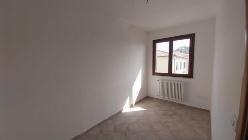 Sassofortino Panorama, Ruhe und ein Hauch Toskana - Wohnung mit Garage Wohnung kaufen