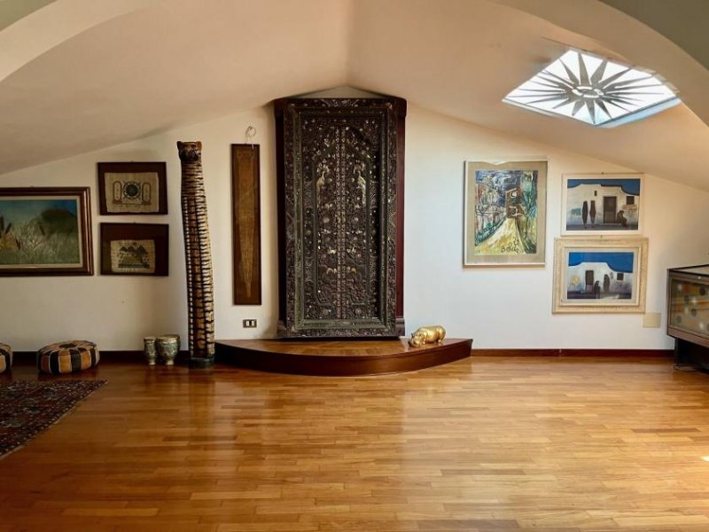 Braccagni Hochwertiges Landhaus mit zwei Wohnungen, Garten und Land Haus kaufen