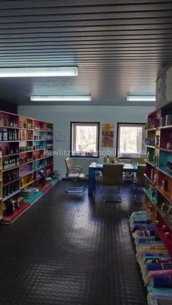 Halver Lager-/Produktionshalle mit Bürotrakt, Freifläche und Teilvermietung Gewerbe kaufen