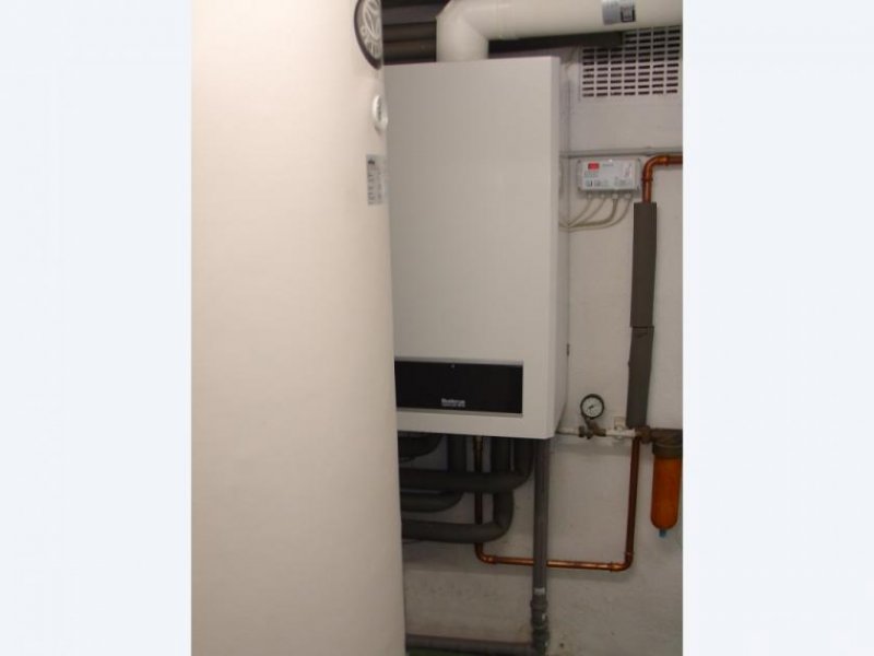 Karben Karben. Schickes, freistehendes Einfamilienhaus in traumhaft schöner Lage mit Garten und Garage. Haus kaufen