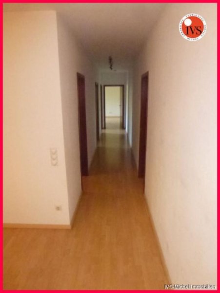 Bad Homburg ** Kapitalanlage **
Sehenswerte 4 Zi. Terrassenwohnung in super Lage - 10 Minuten zur Innenstadt! Wohnung kaufen