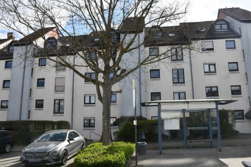 Bad Homburg **RESERVIERT** Ansprechende 3-Zimmer-Eigentumswohnung mit Sonnenbalkon und Tiefgaragenstellplatz in Bad Homburg vor der Höhe