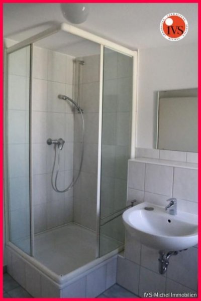 Oberursel (Taunus) ** KAPITALANLAGE **
Lichtdurchflutetes 6 Zi, Reihenmittelhaus zentral gelegen! Haus kaufen