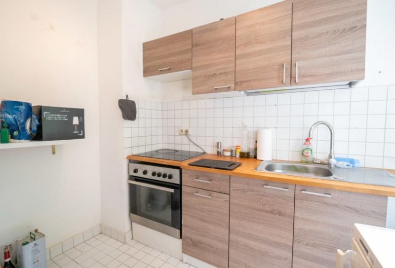 Königstein im Taunus **RESERVIERT**Vermietete 3-Zimmer-Eigentumswohnung im 1. Obergeschoss mit überdachtem Balkon! Wohnung kaufen