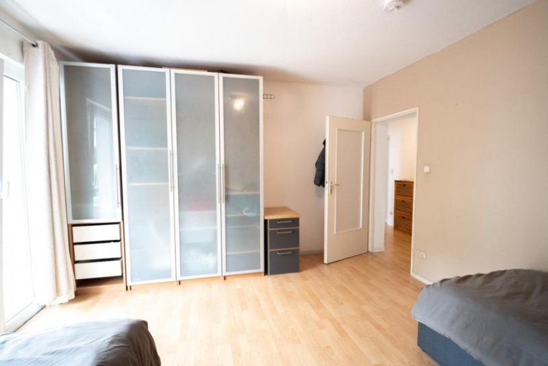Königstein im Taunus **RESERVIERT**Vermietete 3-Zimmer-Eigentumswohnung im 1. Obergeschoss mit überdachtem Balkon! Wohnung kaufen