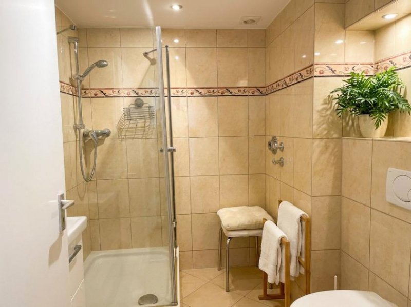 Königstein im Taunus Schicke Wohnung mit großer Gartenterrasse Wohnung kaufen