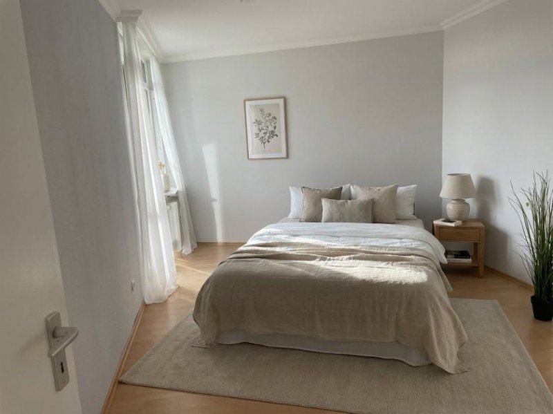 Königstein im Taunus Schicke Wohnung mit großer Gartenterrasse Wohnung kaufen