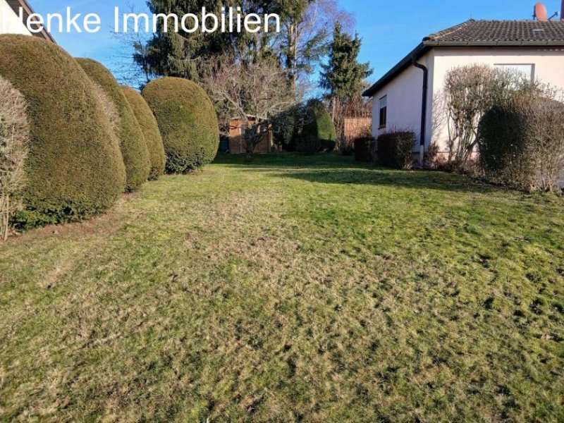 Glashütten SCHÖNER WALMDACH-WINKELBUNGALOW, 5 ZIMMER, 132,64 m² WFL, 122,51 m² NFL, 975 m² GRUNDSTÜCK, GARAGE, 2 PKW-ABSTELLPLÄTZE