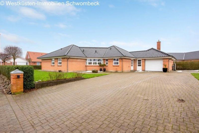  Tønder Eleganter Bungalow mit viel Platz auf großem Grundstück! Haus kaufen
