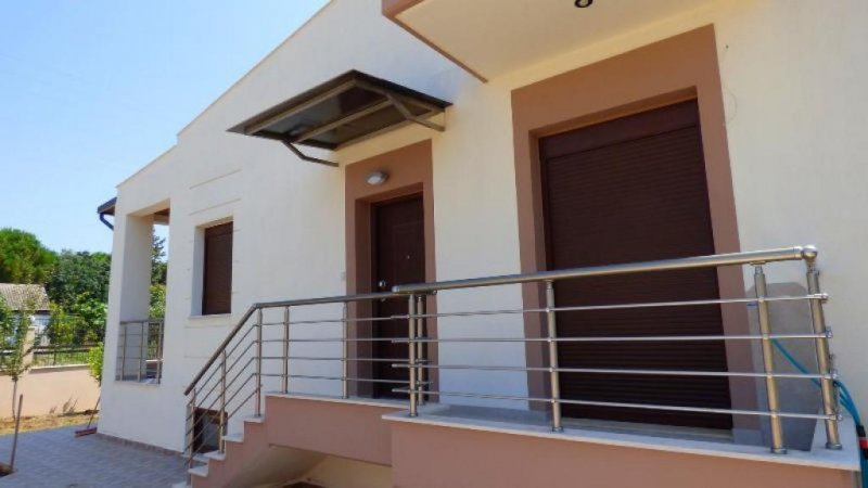 Nea Kallikrateia Chalkidike Schönes Ferienhaus in Nea Kallikrateia Chalkidike Haus kaufen