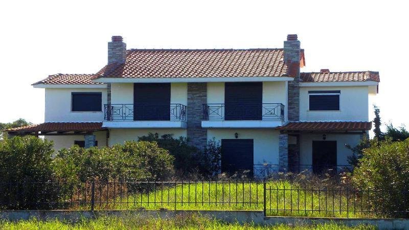 Nea Moudania (Potidea) Chalkidike Ferienhaus mit 2 Maisonetten je 100 qm. auf 3 Etagen in Nea Moudania (Potidea) Chalkidike Haus kaufen