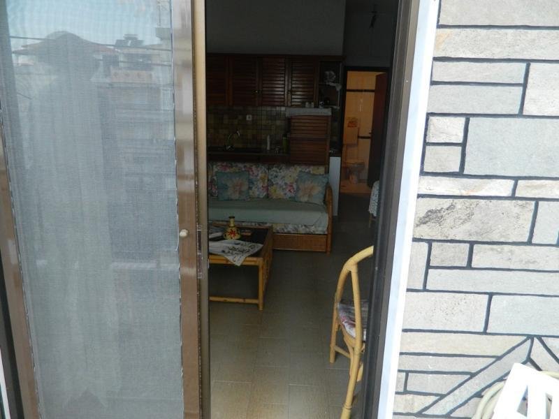 Nea Flogita Chalkidike Wohnung mit 38 qm auf der erste Etage in Nea Flogita Chalkidike Wohnung kaufen