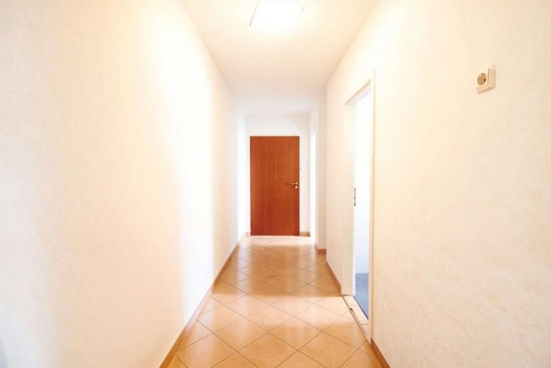 Maintal WRS Immobilien - Rendite 5,2 % - käuferprovisionsfrei - Maintal - Kapitalanlage - 3 Zimmer ETW Gewerbe kaufen