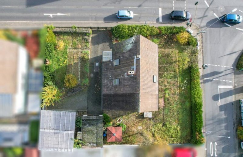 Seligenstadt Gut geschnittenes 2-Familienhaus mit Garage, Carport, Garten und Keller! Haus kaufen