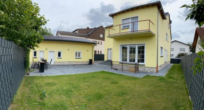 Hainburg Energetisch saniertes Zweifamilienhaus - Garten, Garage, Terrasse, ruhige Lage - Heizung von 2018 Haus kaufen