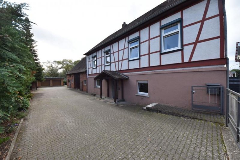 Hasselroth DIETZ: Geräumiges 1-2 Familienhaus mit großem Grundstück, Nebengebäude und Doppelgarage! Haus kaufen