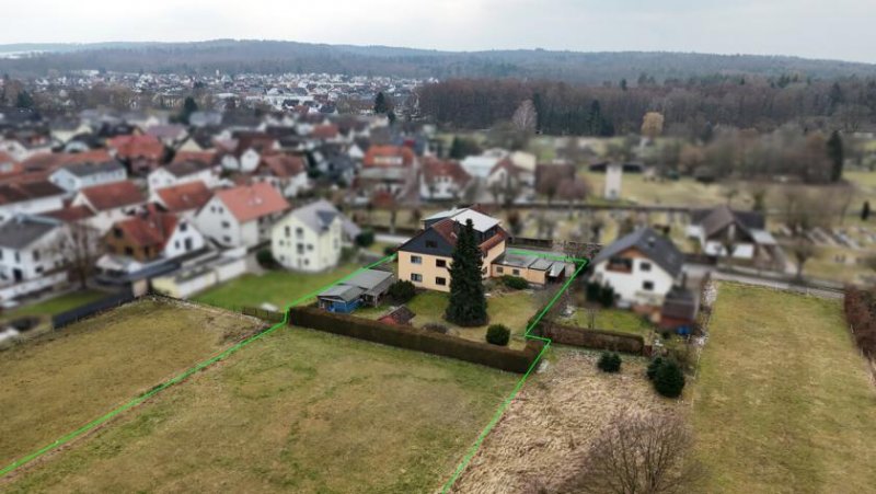 Hasselroth DIETZ: XXL 3 Familienhaus mit 3 Garagen - Ruhige Feldrandlage inkl. angrenzendem Wiesengrundstück! Haus kaufen