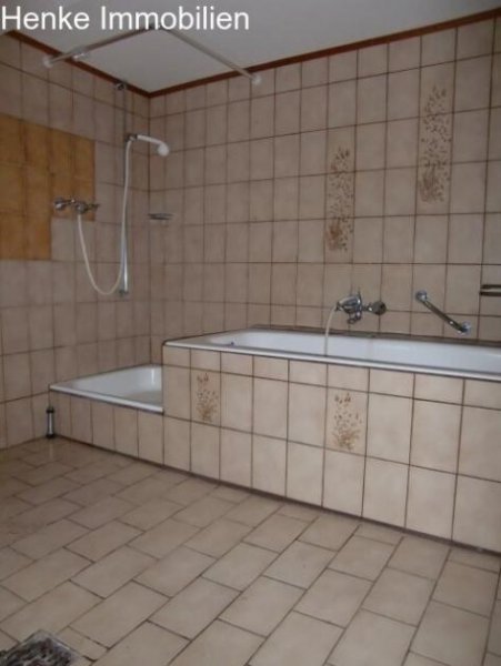 Bad Soden-Salmünster "SCHNÄPPCHEN" Wohnhaus mit Charme, ca. 130 m² Wfl., 7 Zimmer, 340 m² Grundstück Haus kaufen