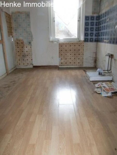 Bad Soden-Salmünster "SCHNÄPPCHEN" Wohnhaus mit Charme, ca. 130 m² Wfl., 7 Zimmer, 299 m² Grundstück Haus kaufen