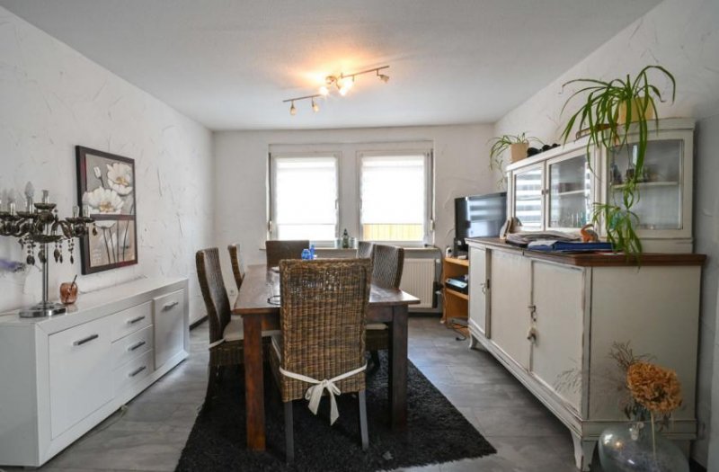 Großostheim Einfamilienhaus mit Terrasse und Hofbereich in Großostheim! Haus kaufen