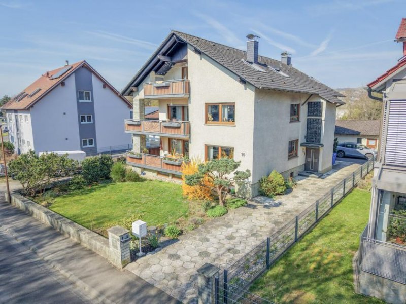 Goldbach (Landkreis Aschaffenburg) DIETZ: 3-Familienhaus mit 3 Balkonen, 2 Garagen, WEG - geteilt - 3-fach-Verglasung - Pelletsheizung Haus kaufen