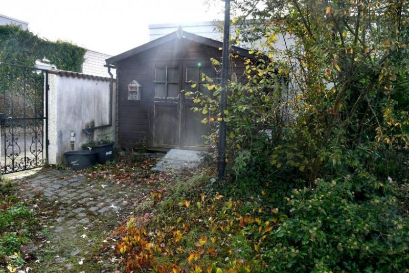 Darmstadt Charmanter Bungalow in ruhiger waldrandnaher Wohnlage von Darmstadt-Kranichstein Haus kaufen