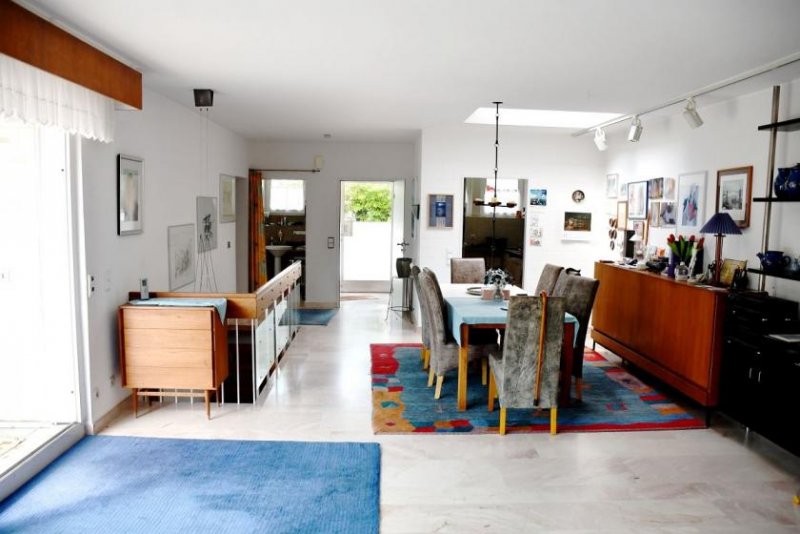 Darmstadt Architektenbungalow + Einliegerwohnung + separate Büroeinheit in Feldrandlage von DA-Arheilgen Haus kaufen