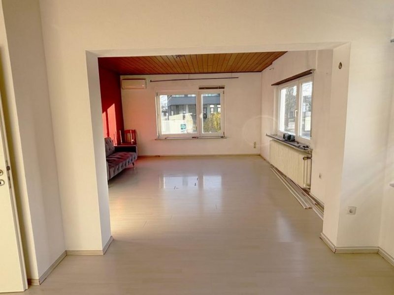 Pfungstadt Großzügiges 3-Parteienhaus in angenehmer zentraler Wohnlage von Pfungstadt Haus kaufen