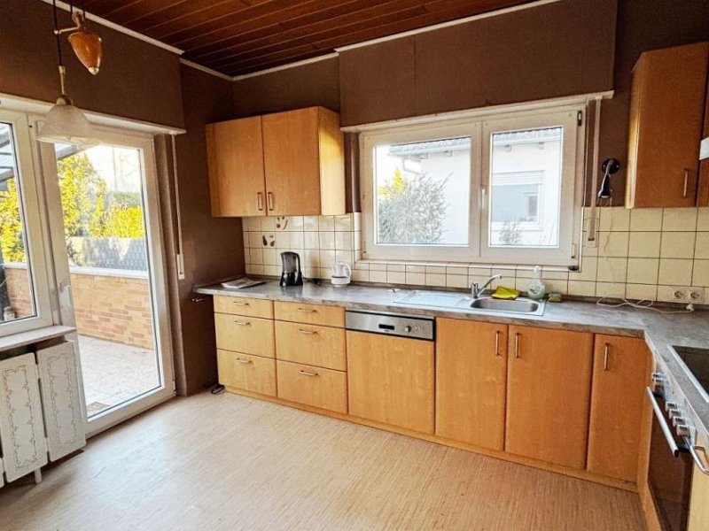 Pfungstadt Großzügiges 3-Parteienhaus in angenehmer zentraler Wohnlage von Pfungstadt Haus kaufen