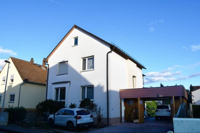 Weiterstadt Freistehendes Zweifamilienhaus auf ca. 1.000 m² weiter bebaubarem Grundstück in Weiterstadt Haus kaufen