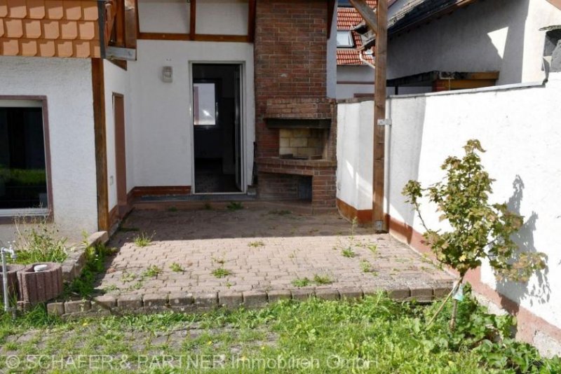 Roßdorf (Landkreis Darmstadt-Dieburg) **RESERVIERT** Charmantes Einfamilienhaus mit vielseitig nutzbarem Nebengebäude Haus kaufen