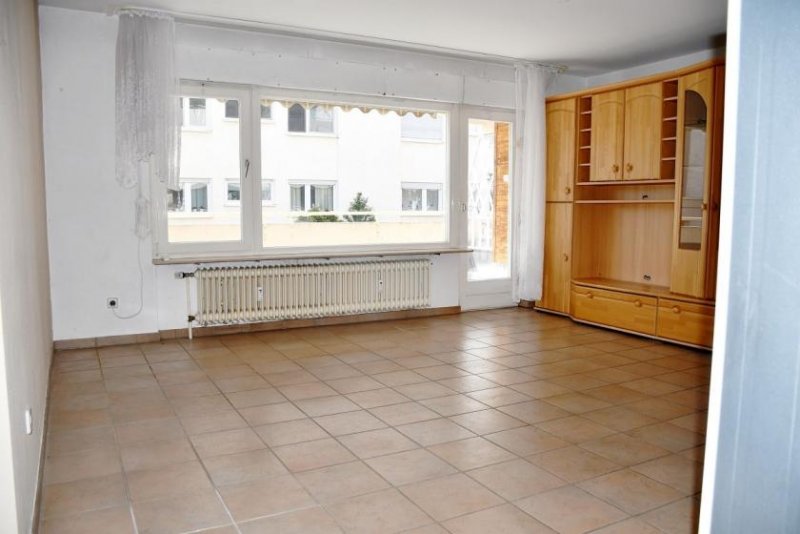 Büttelborn Sonnige 2-Zimmer-Eigentumswohnung mit Balkon und Pkw-Stellplatz in Büttelborn Wohnung kaufen