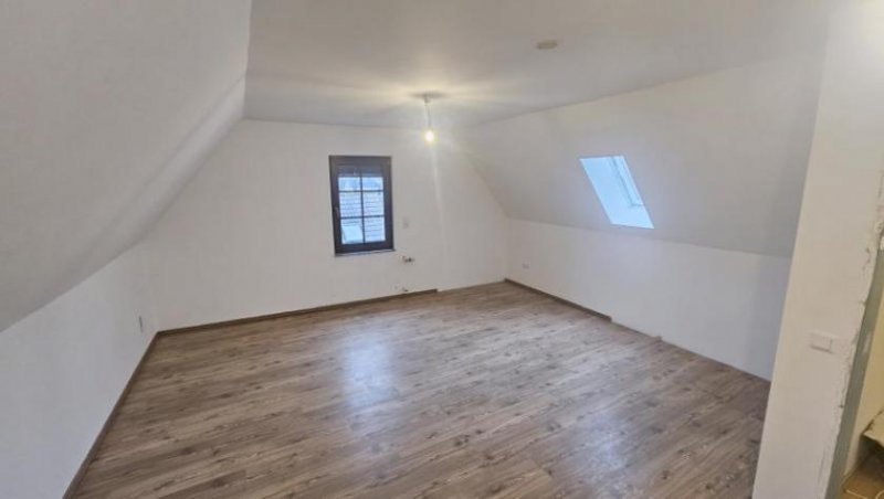 Alsbach-Hähnlein ObjNr:B-19787 - Einziehen und Wohlfühlen - umfassend renoviertes EFH (Haus-Hof-Bauweise) in Alsbach-Hähnlein Haus kaufen