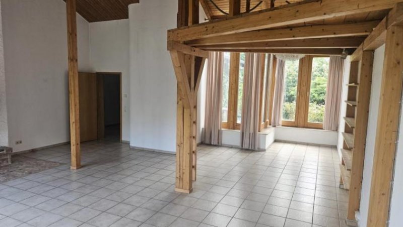 Zwingenberg ObjNr:19748 - Gepflegtes, freistehendes EFH mit Terrasse und großem Garten in Zwingenberg Haus kaufen