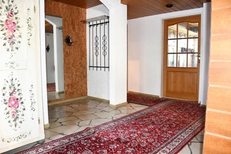 Lautertal (Odenwald) **RESERVIERT** Wohnen am Waldrand, nur 10 km von Bensheim entfernt, in Lautertal, auf ca. 1.800 m² traumhaftem Grundstück Haus