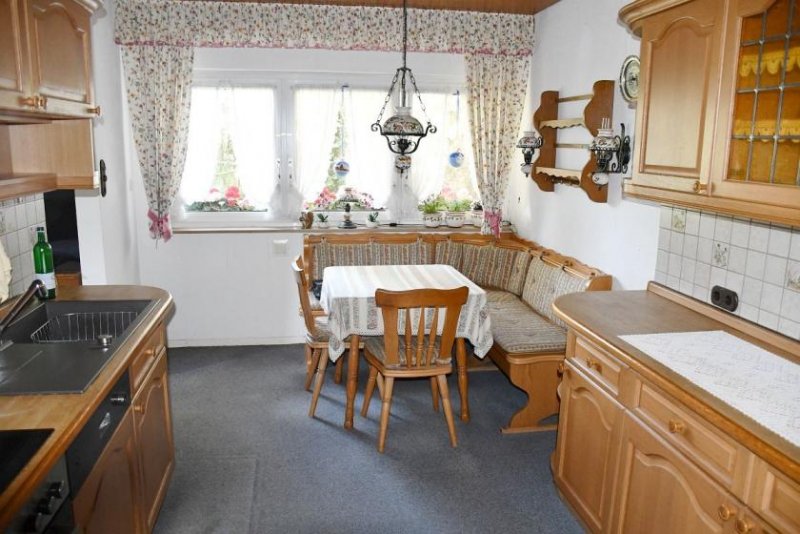 Lautertal (Odenwald) **RESERVIERT** Wohnen am Waldrand, nur 10 km von Bensheim entfernt, in Lautertal, auf ca. 1.800 m² traumhaftem Grundstück Haus