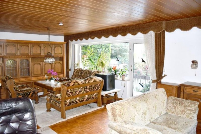 Lautertal (Odenwald) **RESERVIERT** Wohnen am Waldrand, nur 10 km von Bensheim entfernt, in Lautertal, auf ca. 1.800 m² traumhaftem Grundstück Haus