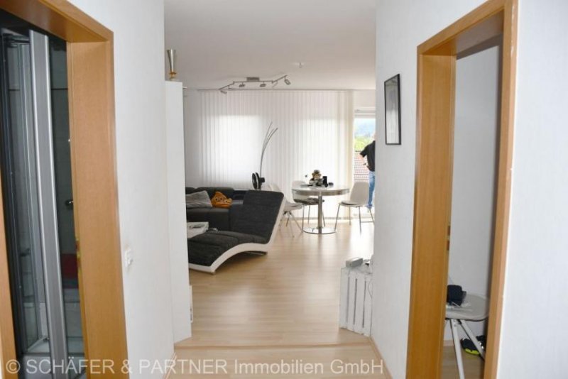 Erbach (Odenwaldkreis) **RESERVIERT** Attraktive 4-Zimmer-Erdgeschosswohnung mit Balkon, Terrasse & Fernblick in Top-Lage von Erbach Wohnung kaufen