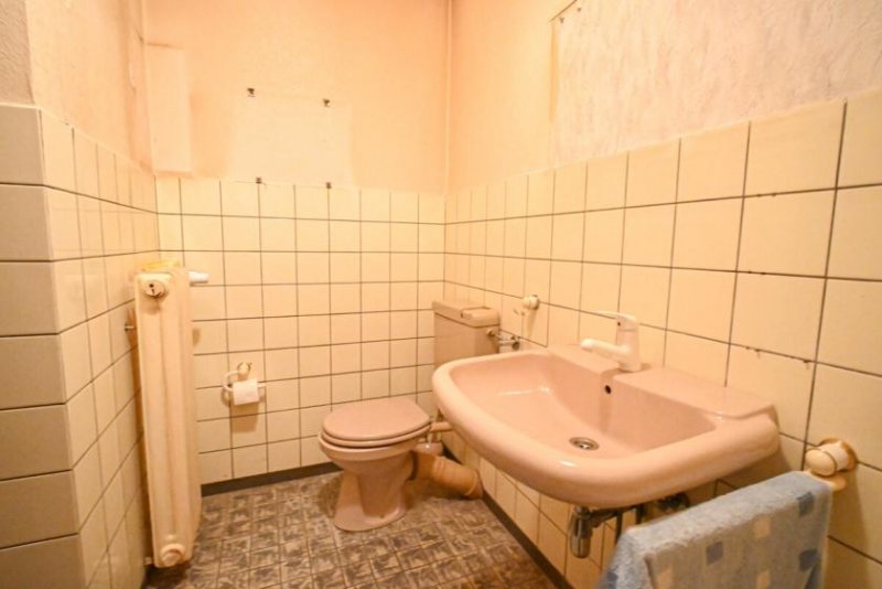 Dieburg DIETZ: REDUZIERT! Reihenmittelhaus mit Garage, Keller und Garten in beliebter Lage Dieburgs! Haus kaufen