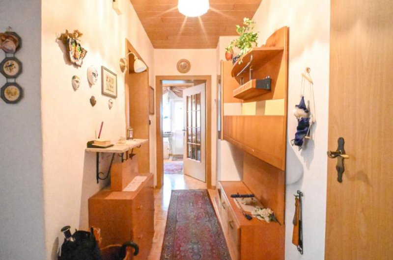 Groß-Umstadt DIETZ: Gepflegtes Einfamilienhaus mit Nebengebäude, Keller und Stellplatzfläche in Groß-Umstadt! Haus kaufen