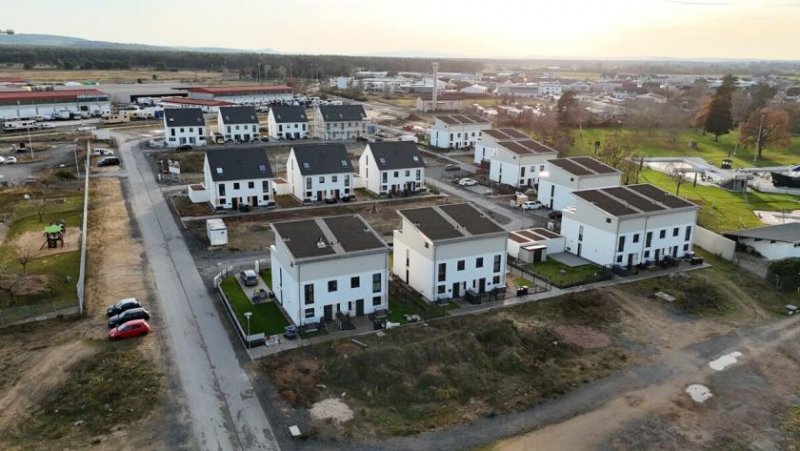 Babenhausen DIETZ: 6 Reihenhausgrundstücke mit Baugenehmigungen im neuen Babenhäuser Wohnquartier Kaisergärten! Grundstück kaufen