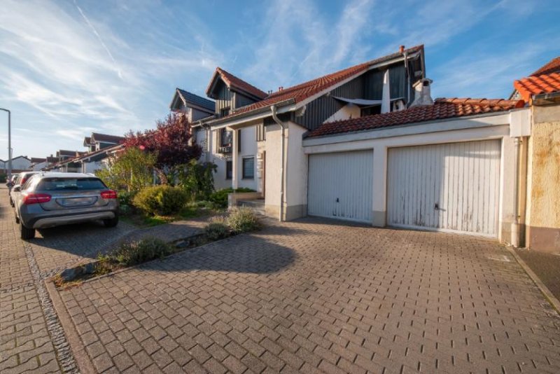 Babenhausen DIETZ: Haus im Haus! Große Maisonette-Eigentumswohnung mit Garage in beliebter Lage von Babenhausen! Wohnung kaufen