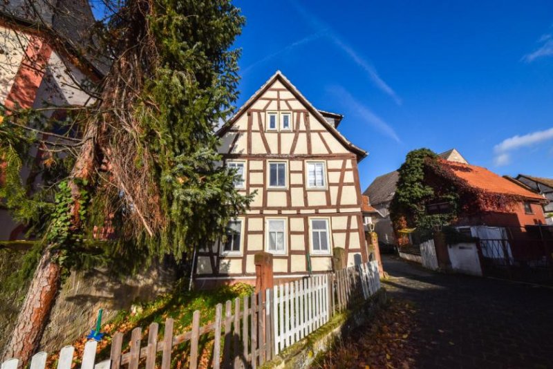 Münster (Landkreis Darmstadt-Dieburg) DIETZ: 2 Häuser auf einem Grundstück mit 3-4 Wohneinheiten inklusive Ausbaupotenzial! Haus kaufen