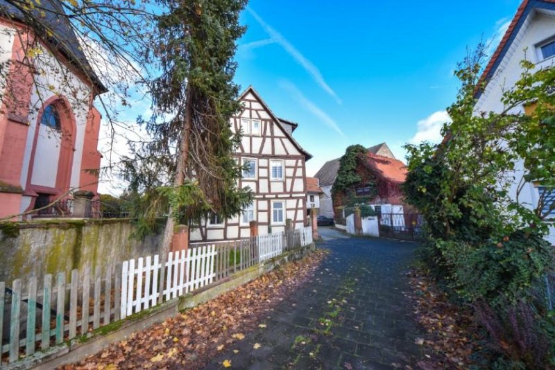 Münster (Landkreis Darmstadt-Dieburg) DIETZ: 2 Häuser auf einem Grundstück mit 3-4 Wohneinheiten inklusive Ausbaupotenzial! Haus kaufen