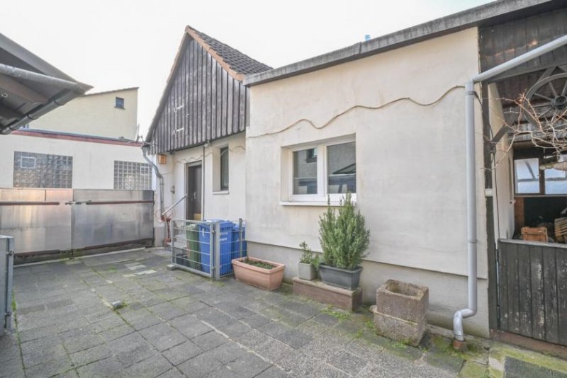 Münster (Landkreis Darmstadt-Dieburg) DIETZ: 2 Wohnungen! Haupthaus mit 110qm + Nebengebäude mit 54m² in zentraler Lage von Münster! Haus kaufen