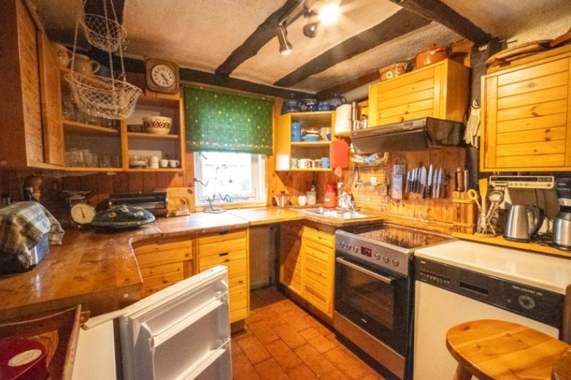 Münster (Landkreis Darmstadt-Dieburg) DIETZ: REDUZIERT! Charmantes 2-3 Familienhaus mit viel Platz in Münster/Altheim Haus kaufen